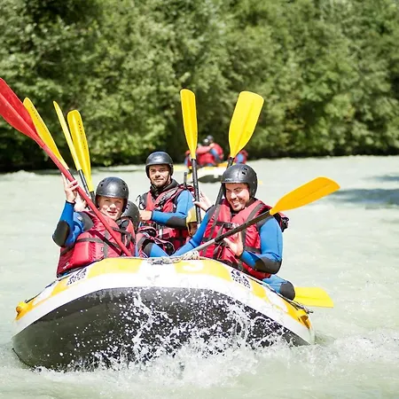 Des Souchettes - Year Chalet