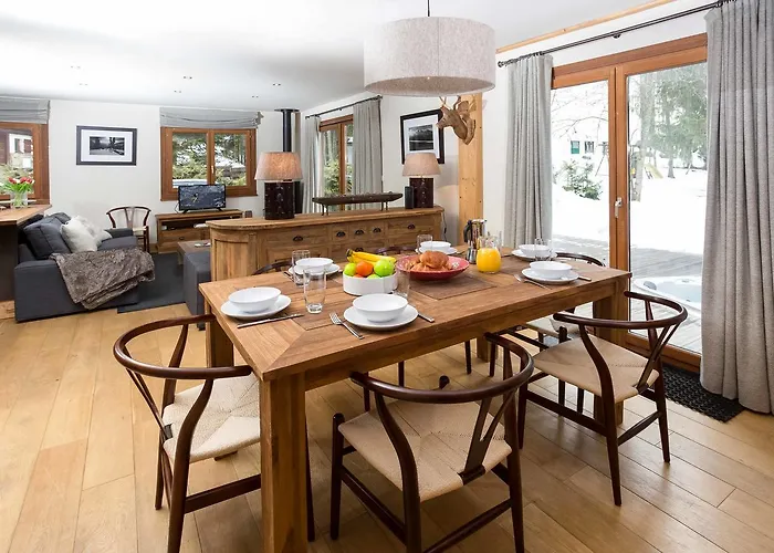 Des Souchettes - Year Chalet